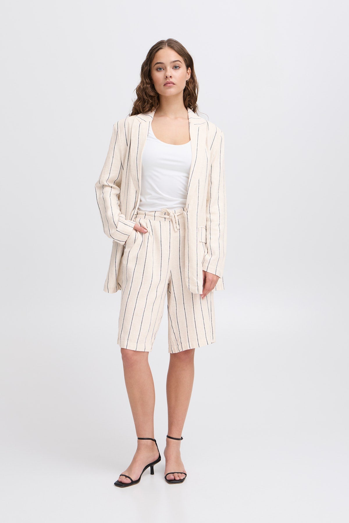 IHLINNO SHORTS GESSATO ICHI