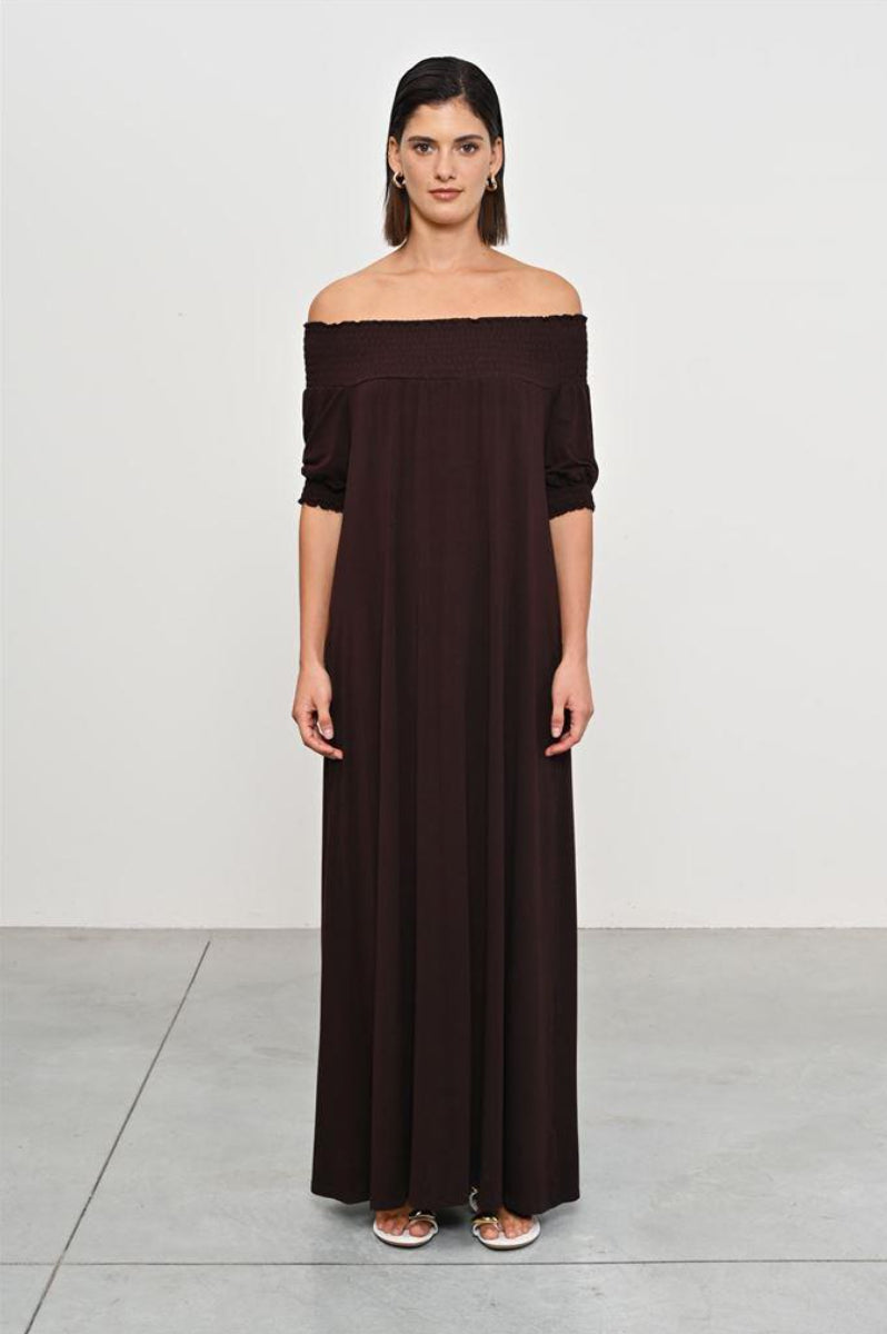 ABITO SCOLLO BARCA KAOS DAY BY DAY