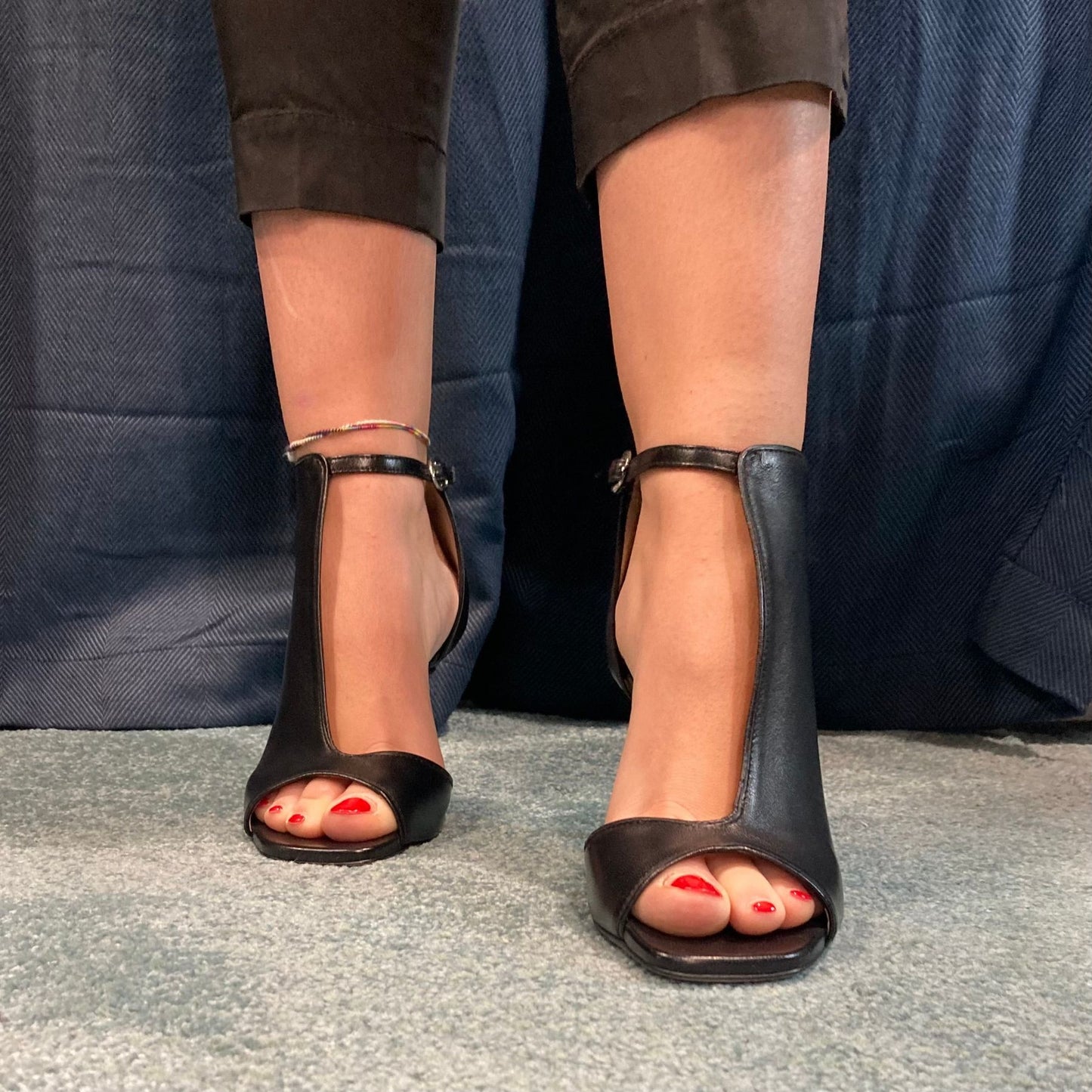 SANDALO SPUNTATO NERO MARC ELLIS