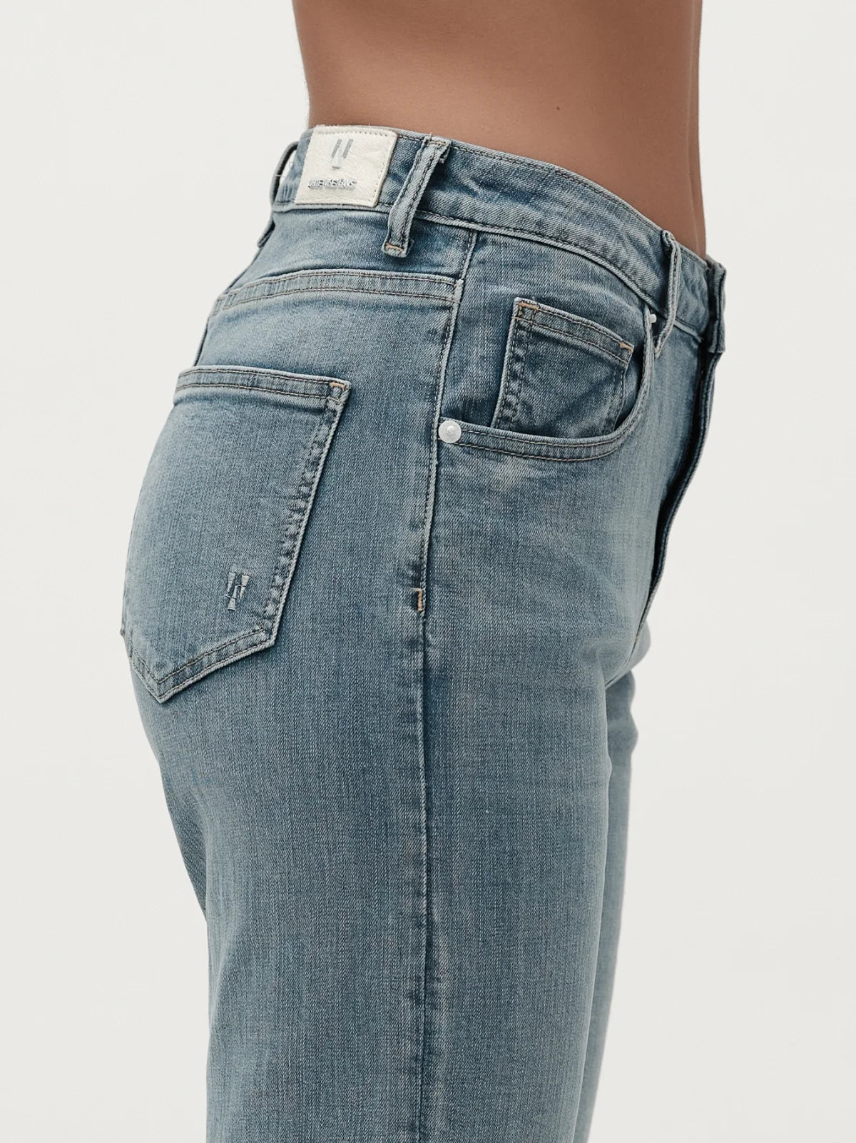 MAYA JEANS WHITE WISE