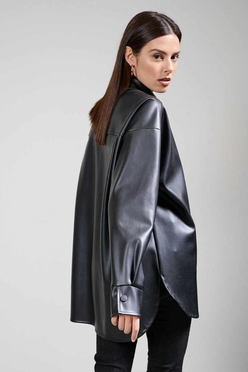 CAMICIA OVER ECOPELLE NERA KAOS