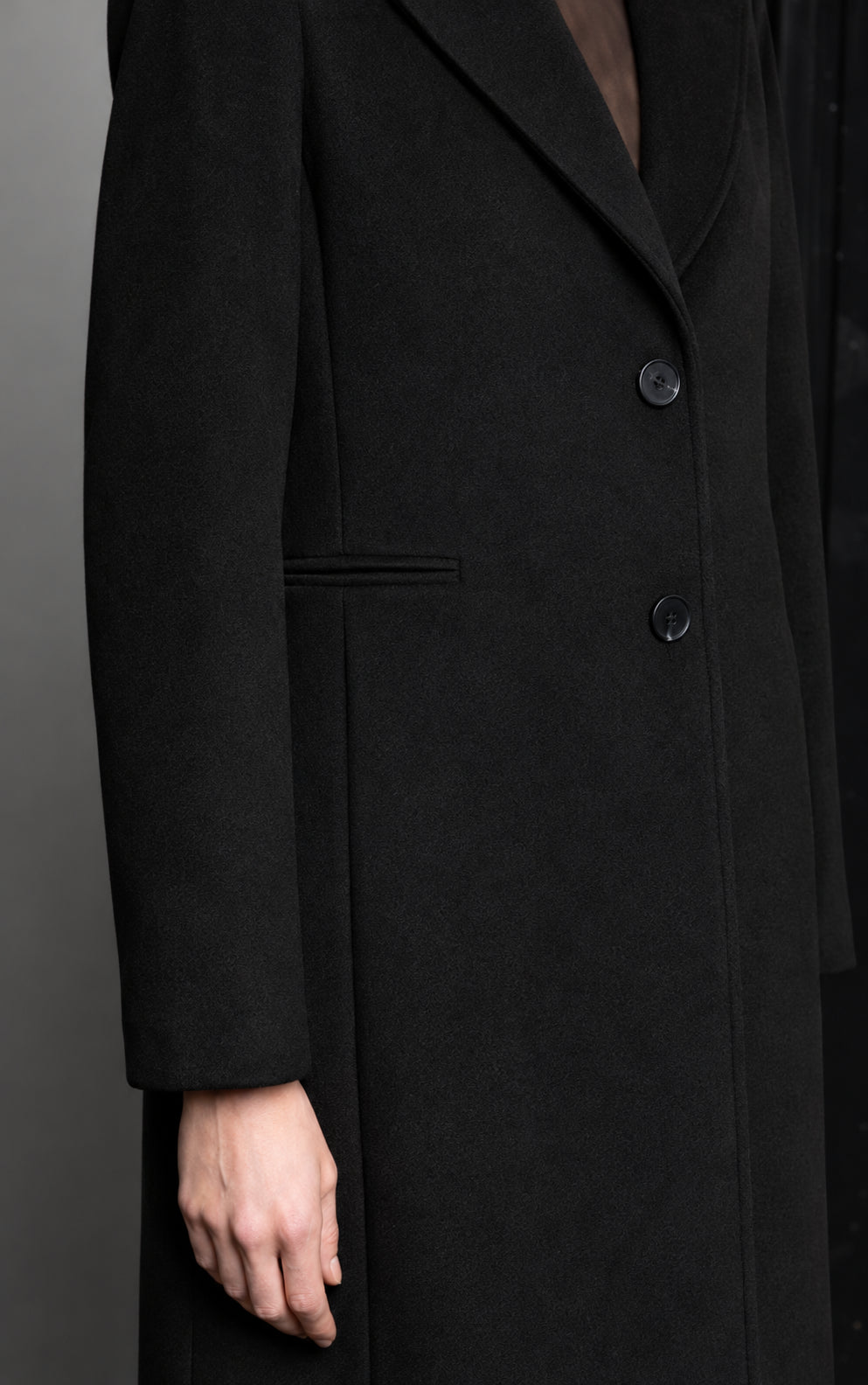 CAPPOTTO MONOPETTOPETTO A DUE BOTTONI NERO KAOS JEANS