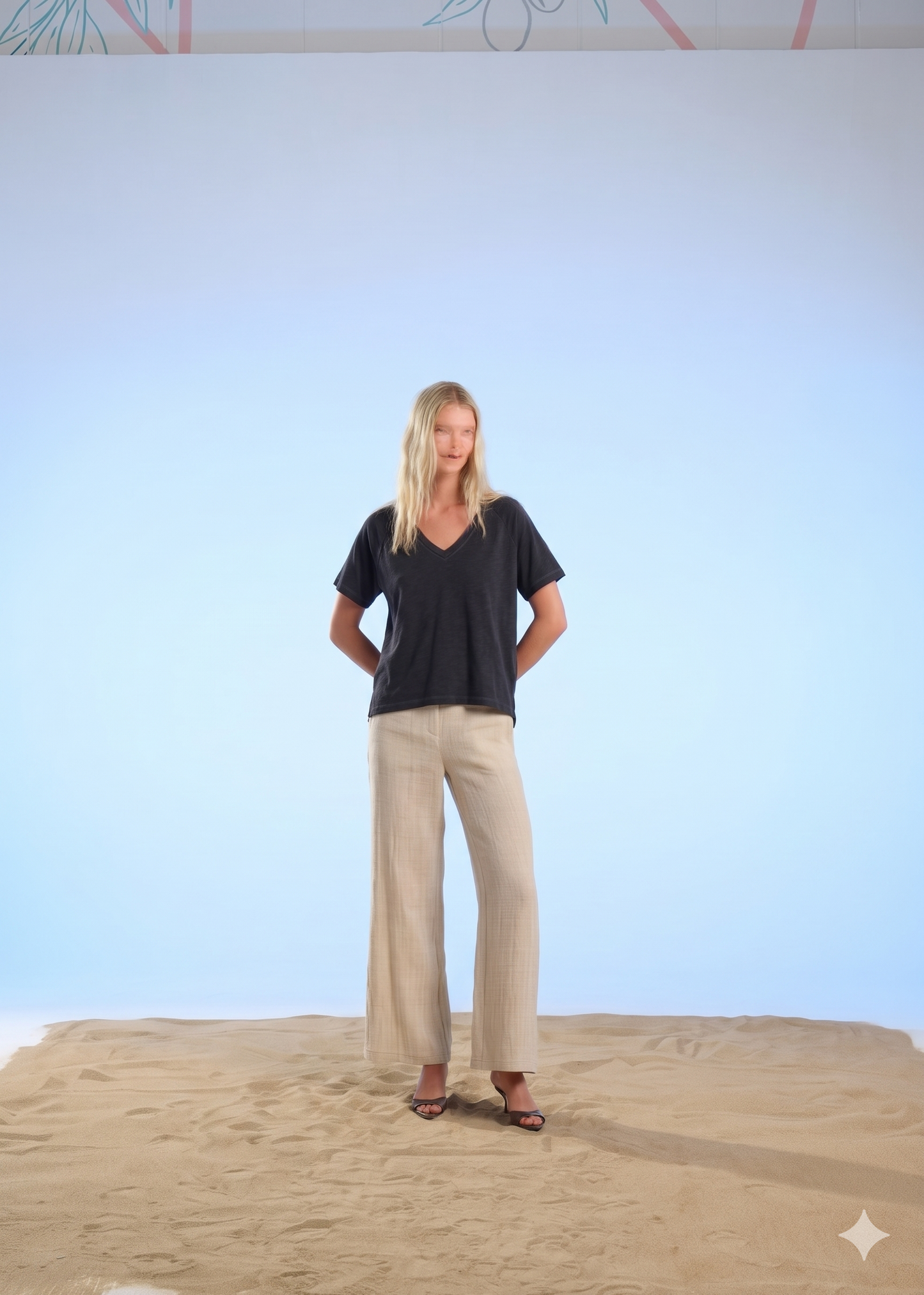 T-SHIRT SCOLLO V CROCHÈ