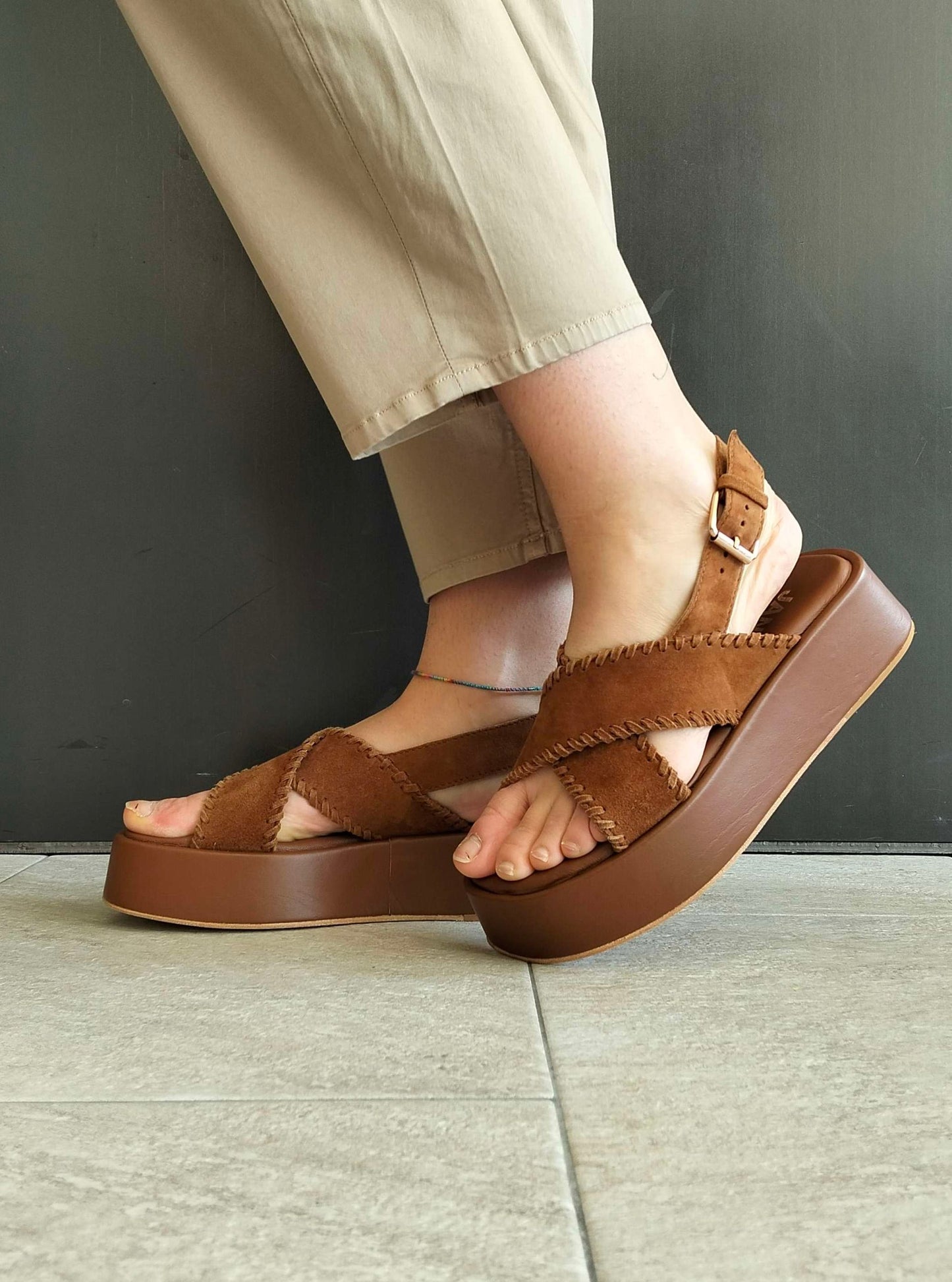 SANDALO INCROCIO SUEDE JANET & JANET