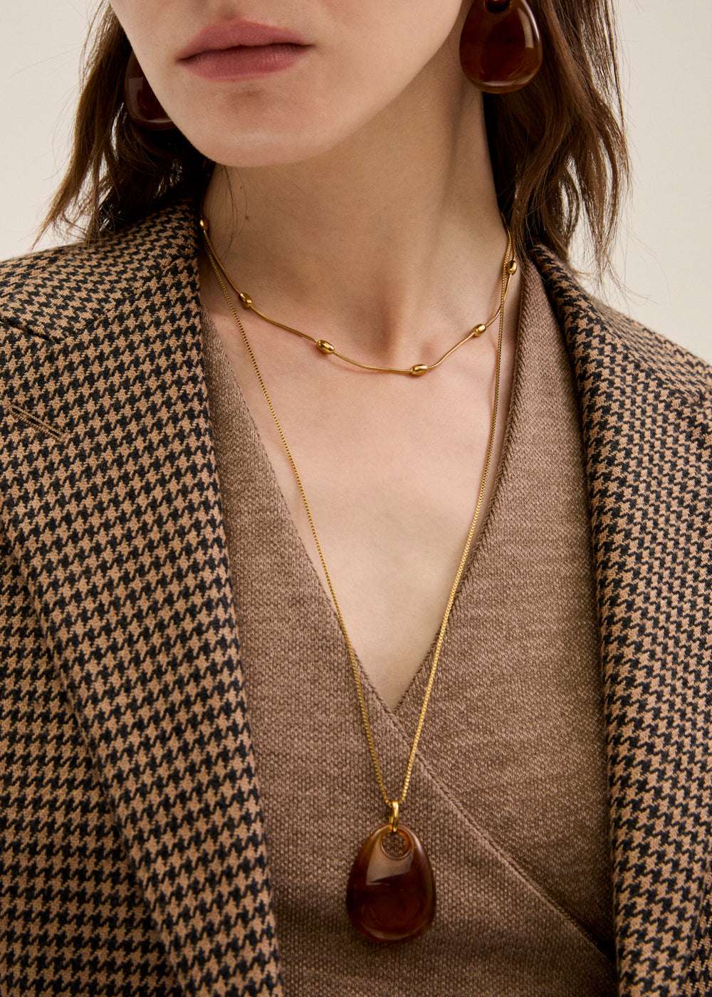 COLLANA ADA LUNGA ACC.INO. RESINA MIELE NALÍ