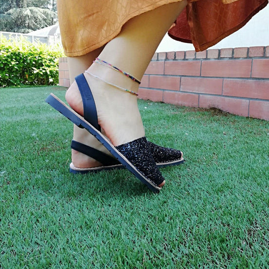 MINORKINA GLITTER NERO RIA