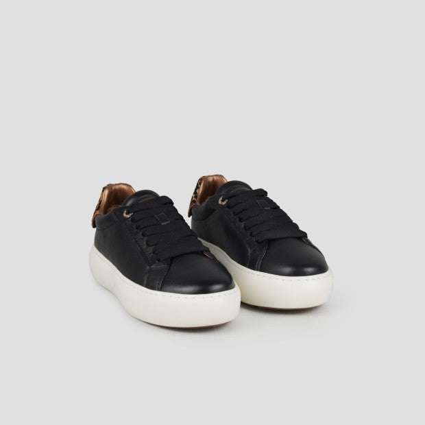 SOHO WOMAN BLACK MAC SAND ALEXANDER SMITH