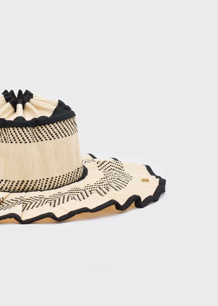 CAPPELLO JING PLISSE' + DUSTBAG NERO NALÌ
