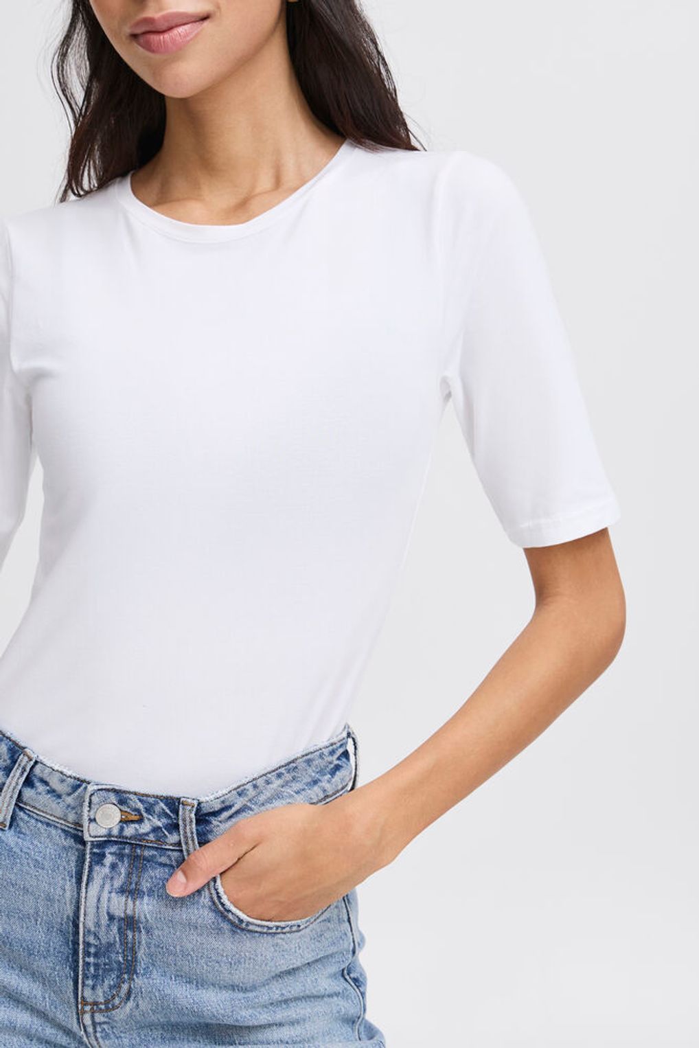 T-SHIRT BYPAMILA B.YOUNG