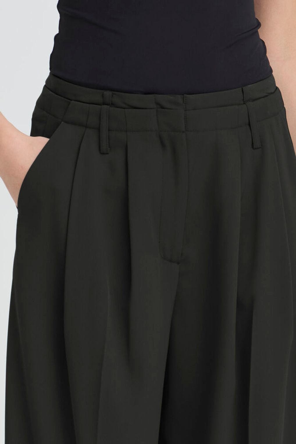 PANTALONI IHEZARTO PA ICHI