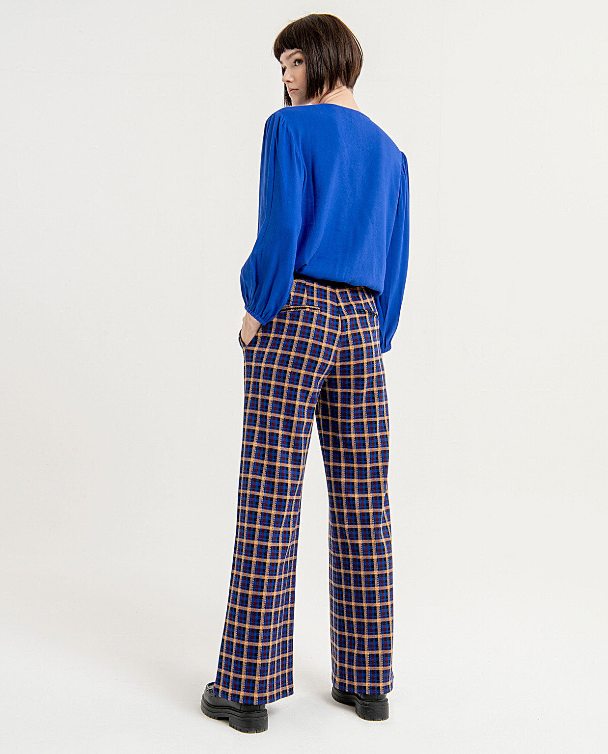 PANTALONE A PALAZZO CHECK BLU SURKANA