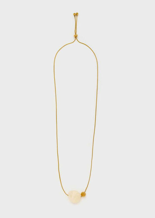 COLLANA REGOLABILE CON SFERA IN  RESINA ORO NALÍ