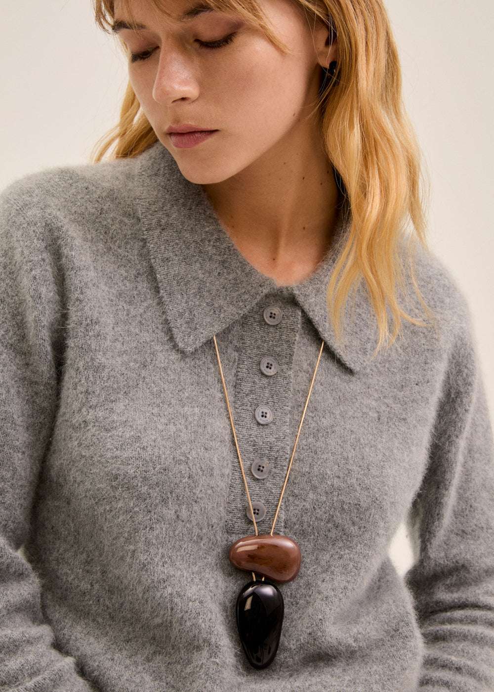 COLLANA BEAN LUNGA PENDENTE RESINA NERO NALÍ