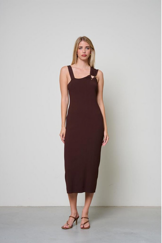 ABITO DI MAGLIA CON DETTAGLIO TRIANGOLODI METALLO KAOS