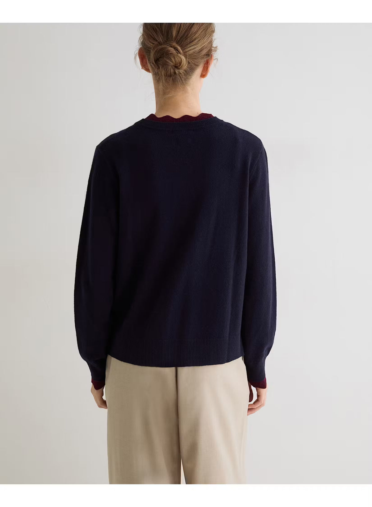 MAGLIONE GIROCOLLO BLU NAVY CON DETTAGLI A CONTRASTO GRANATA 45513-255  YERSE
