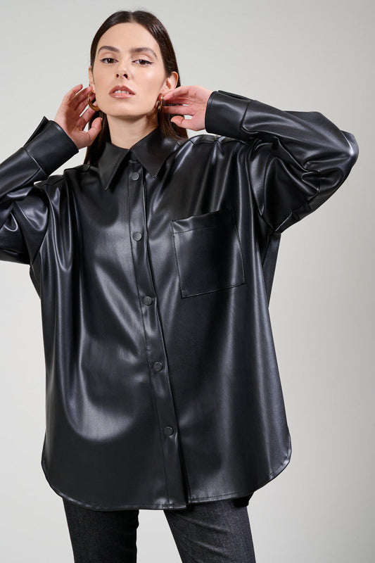 CAMICIA OVER ECOPELLE NERA KAOS