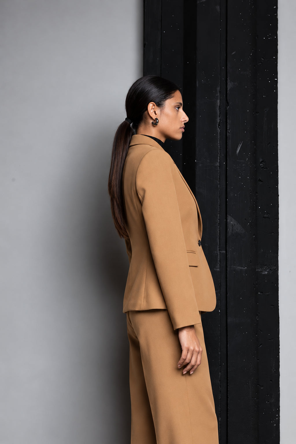 BLAZER MONOPETTO SFIANCATA A UN BOTTONE CORTECCIA KAOS JEANS
