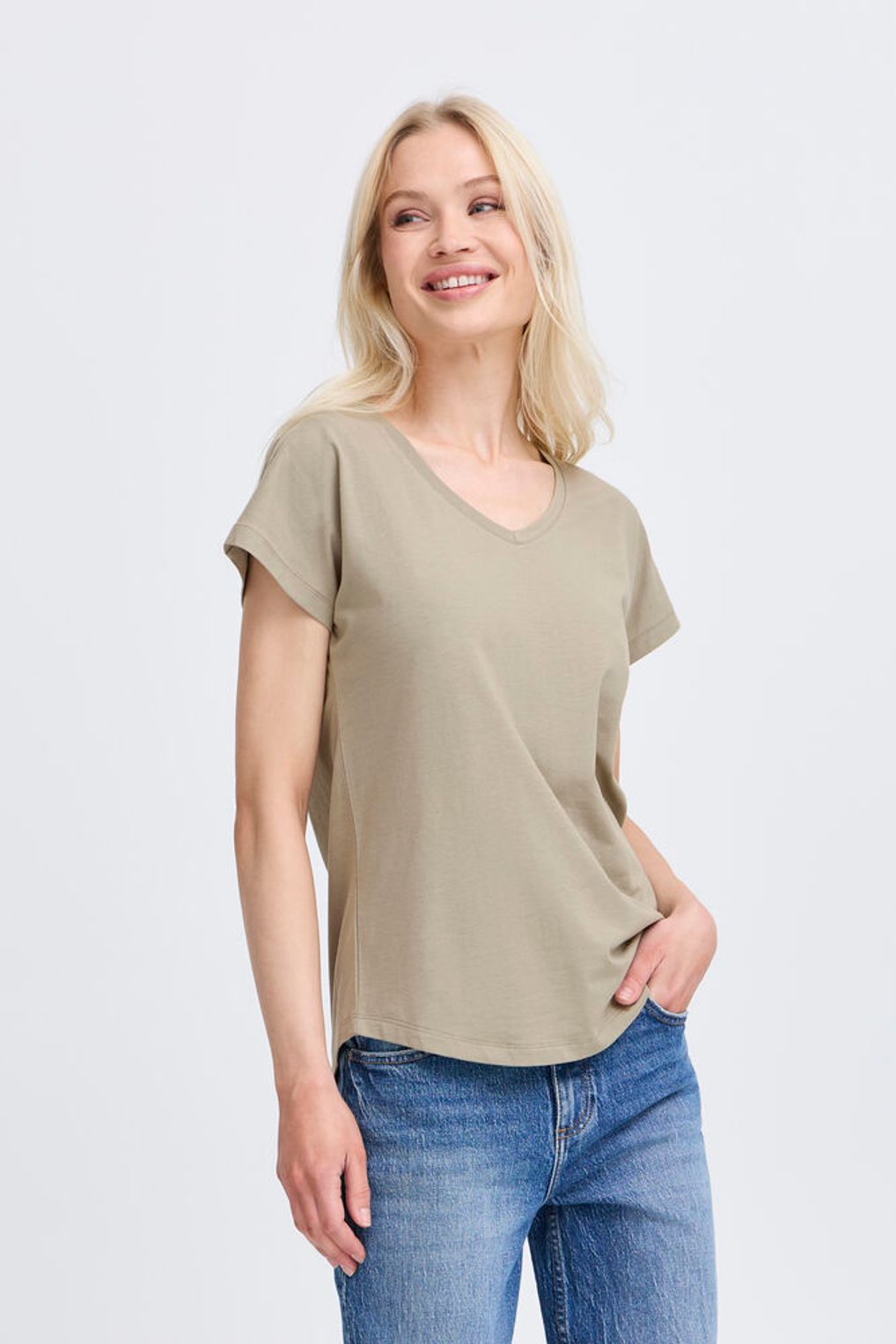 T-SHIRT SCOLLO A V BYPAMILA V TEE B.YOUNG