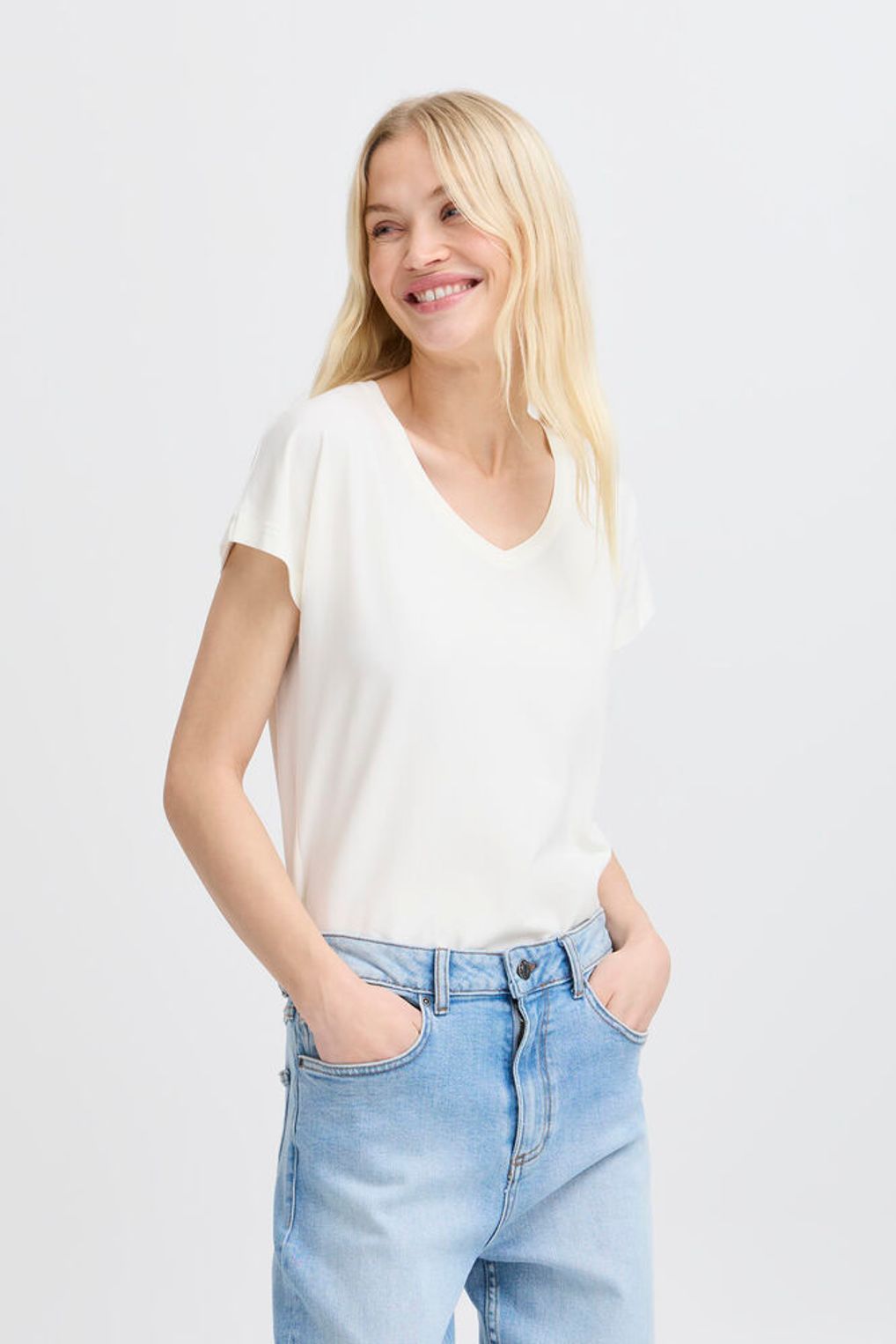 T-SHIRT SCOLLO A V BYPAMILA V TEE B.YOUNG