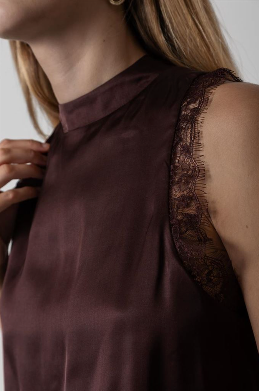 ABITO DI RASO CON SPACCHI CIOCCOLATO KAOS