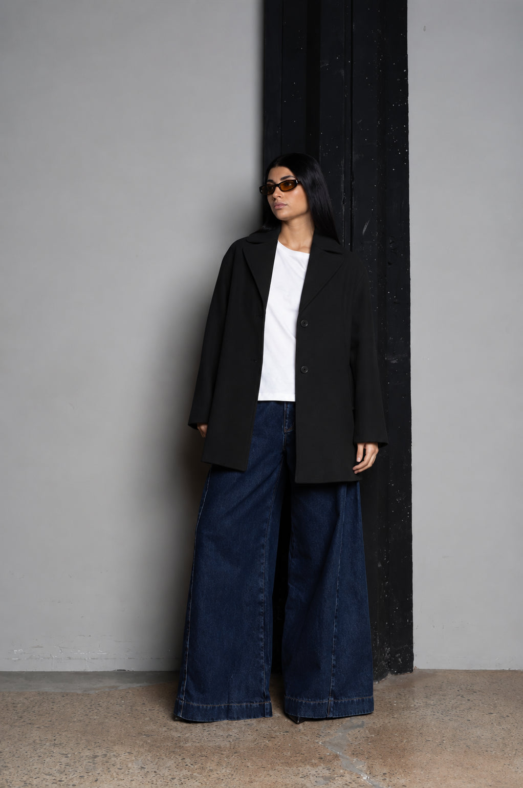 CAPPOTTO CORTO MONOPETTO A DUE BOTTONI IN MISTO LANA NERO KAOS JEANS