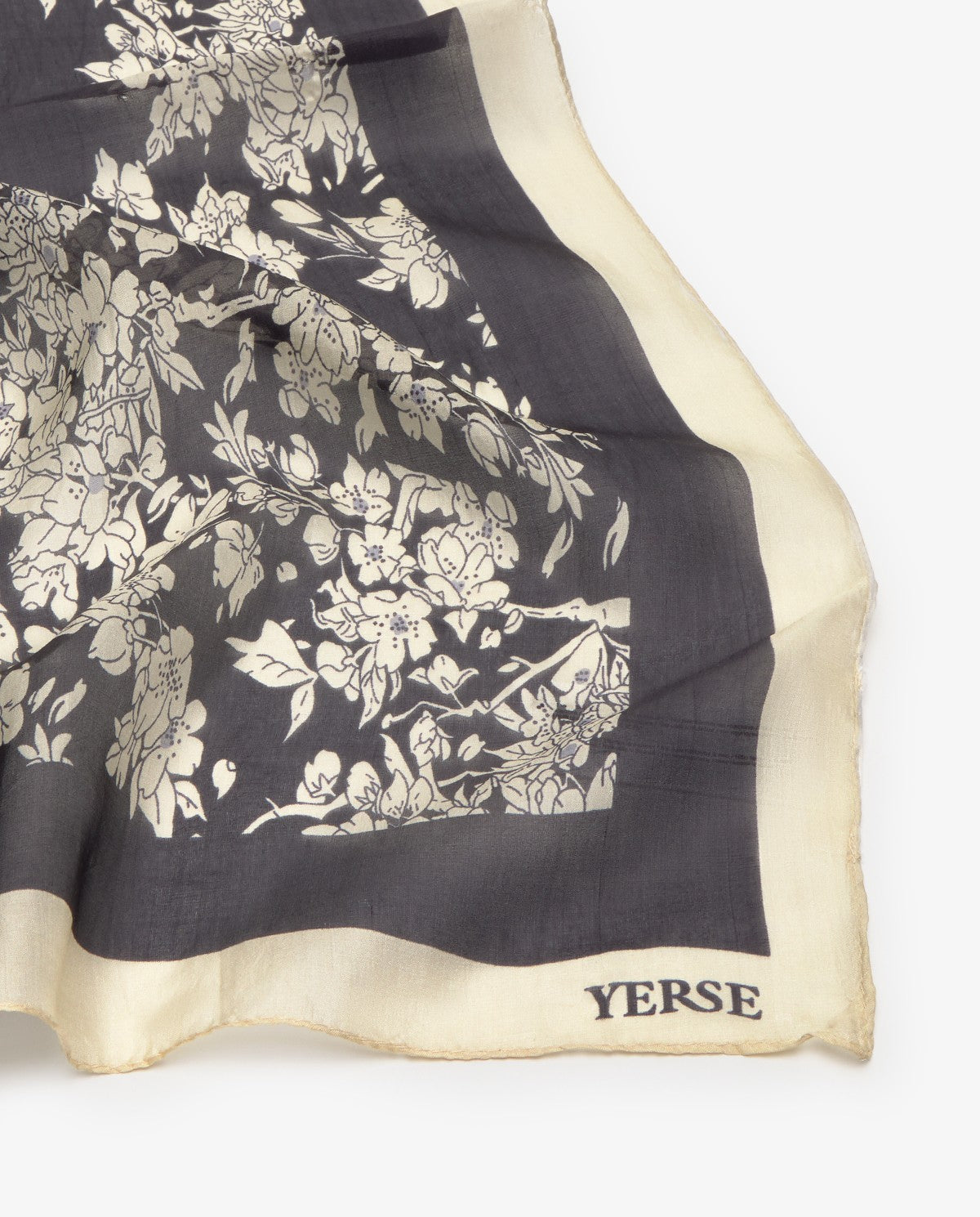 STOLA STAMPA FLOREALE NERA YESE