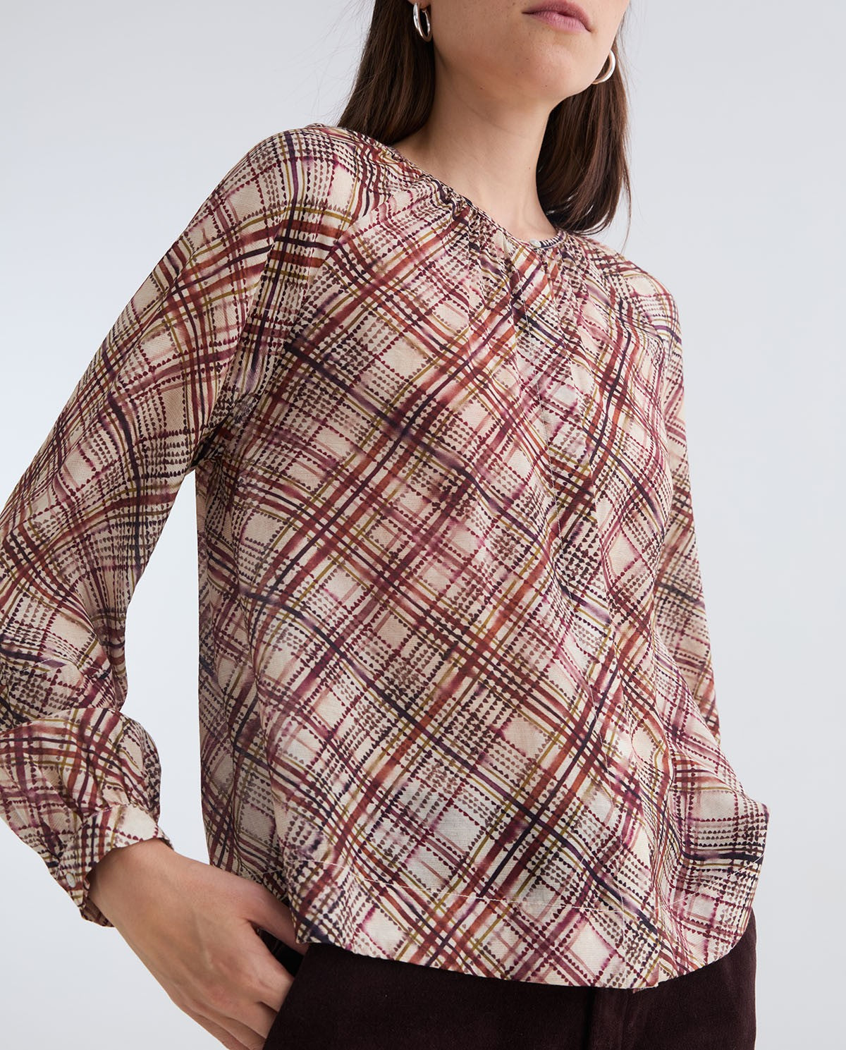 BLUSA IN GARZA A QUADRI ECRÙ YERSE