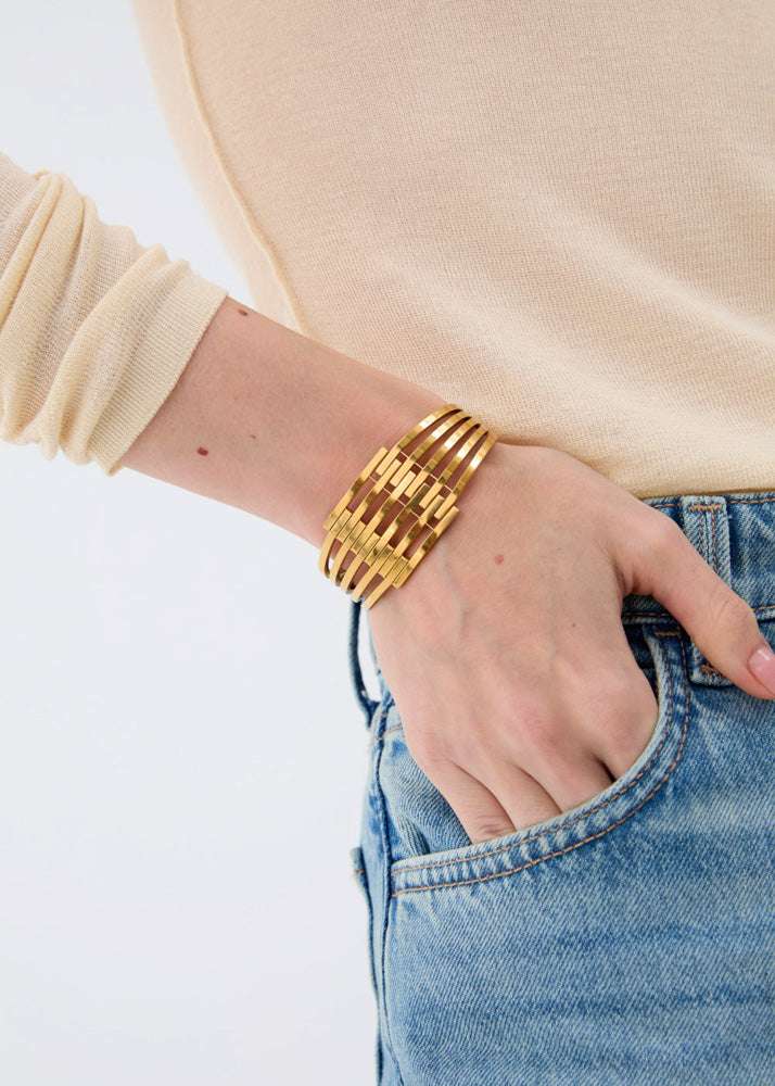 BRACCIALE RIGIDO CON CHIUSURA INCASTRO ORO NALÍ