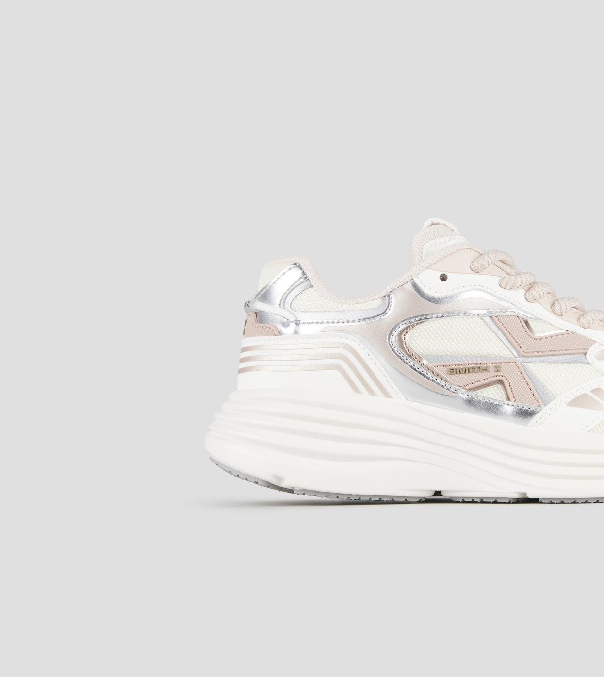 STORM WOMAN WHITE NUDE ALEXANDER SMITH