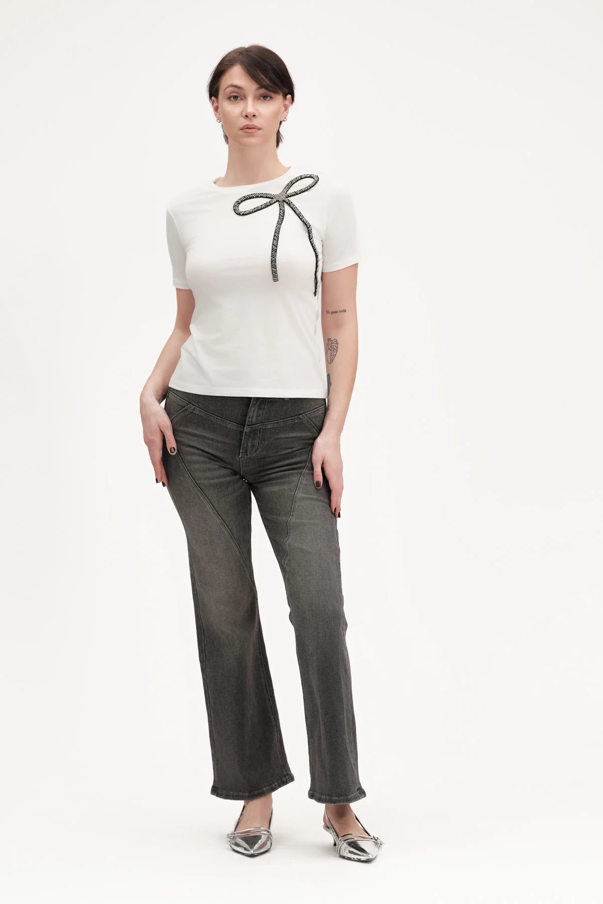 T-SHIRT CON FIOCCO WHITE WISE