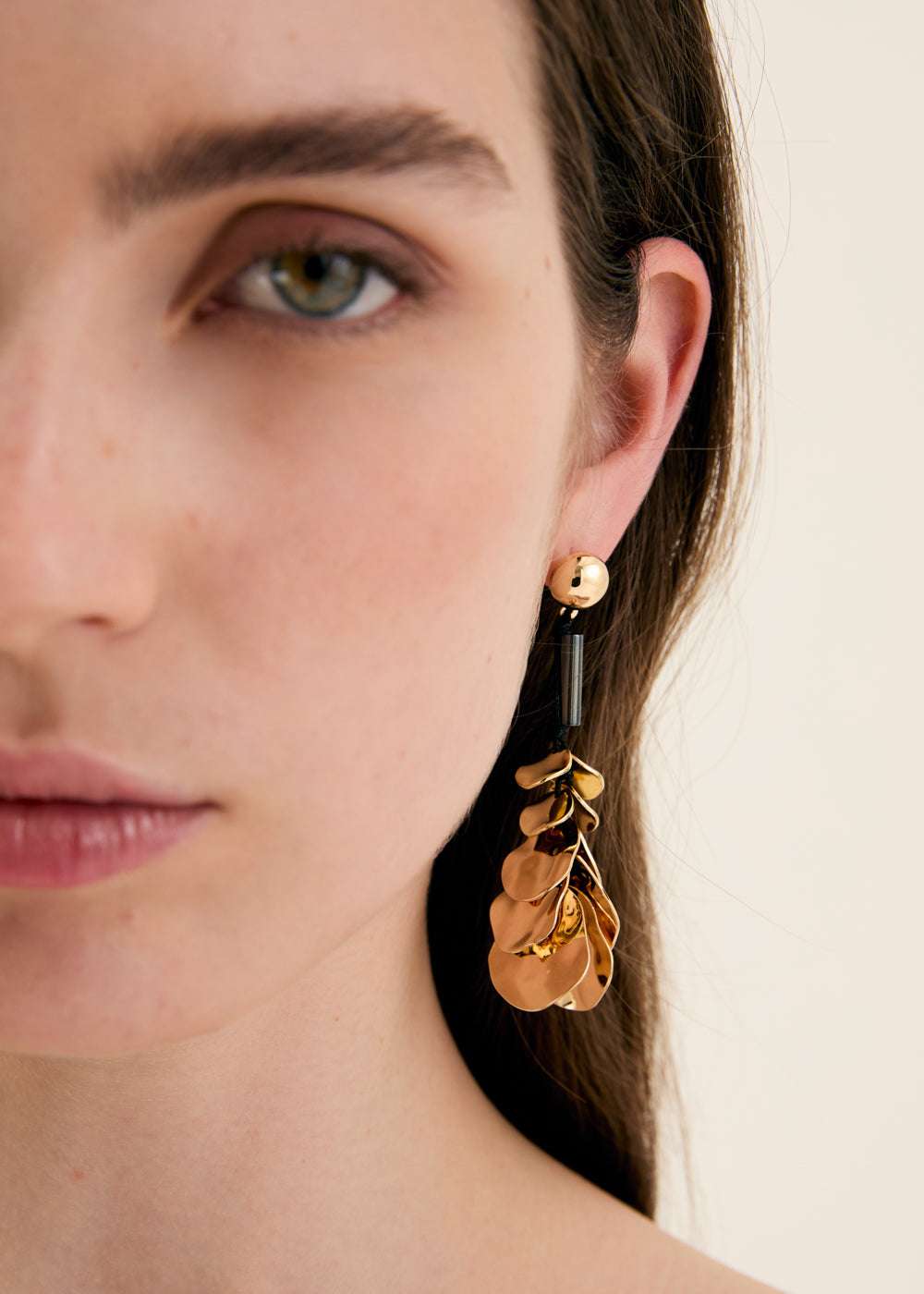 ORECCHINI PENDENTI CON FOGLIE ORO NALÌ