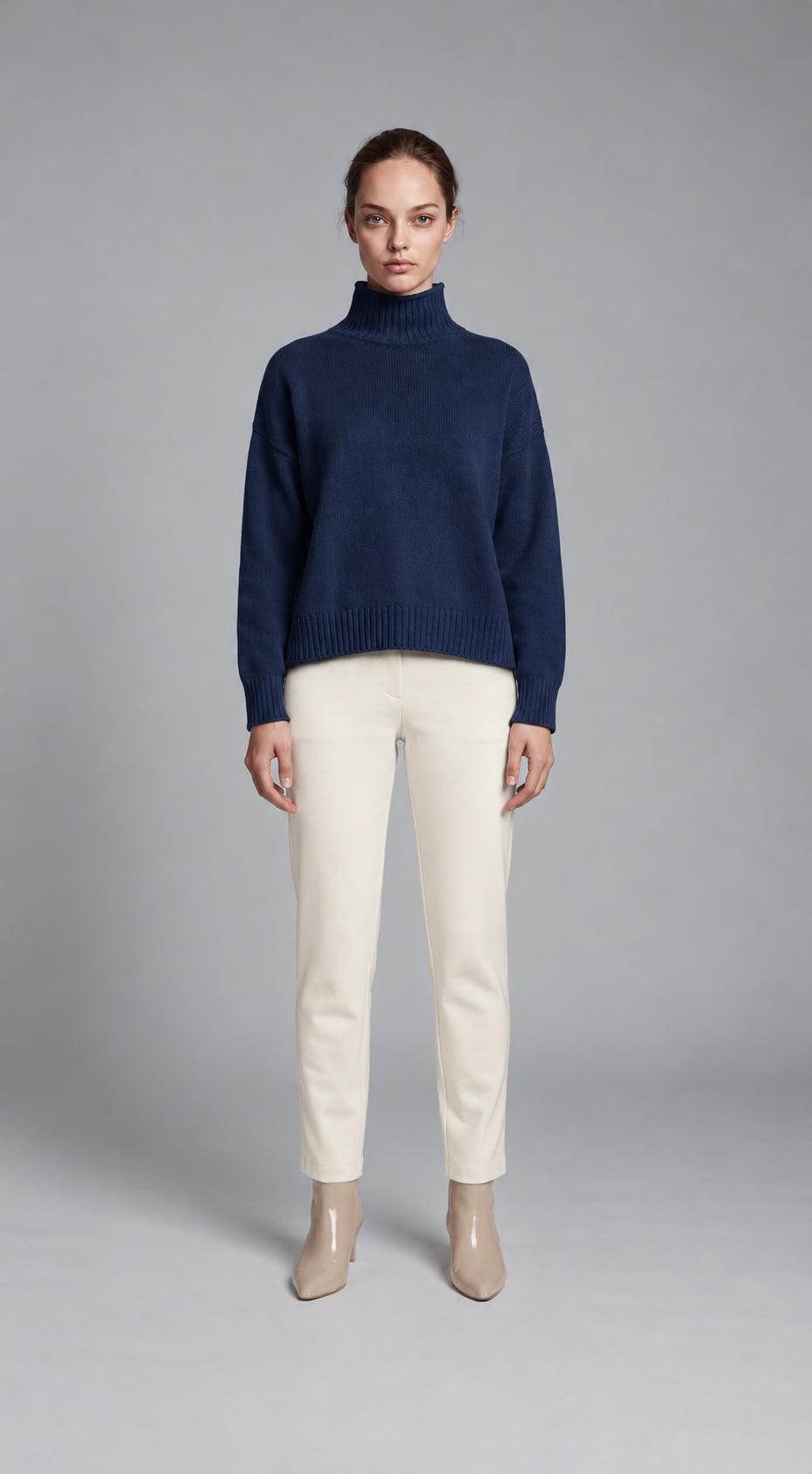 MAGLIA COLLO A CRATERE BLU PURA LAVA CROCHÈ
